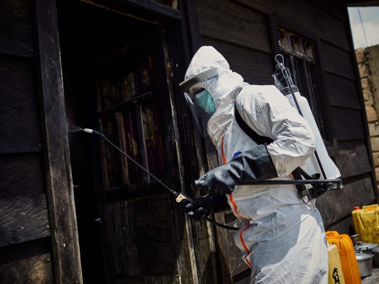 Un estadounidense contrajo ébola en la RD del Congo